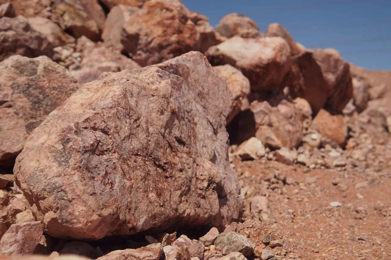 red landscape boulders las vegas focal points and erosion control