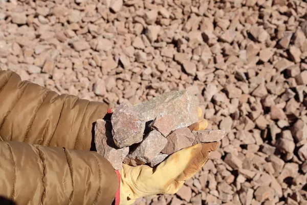 1x4 inch brown brown decorative rock las vegas