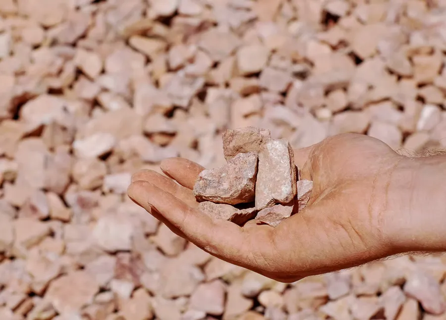 3/4 Inch pink rose rock las vegas decorative stone